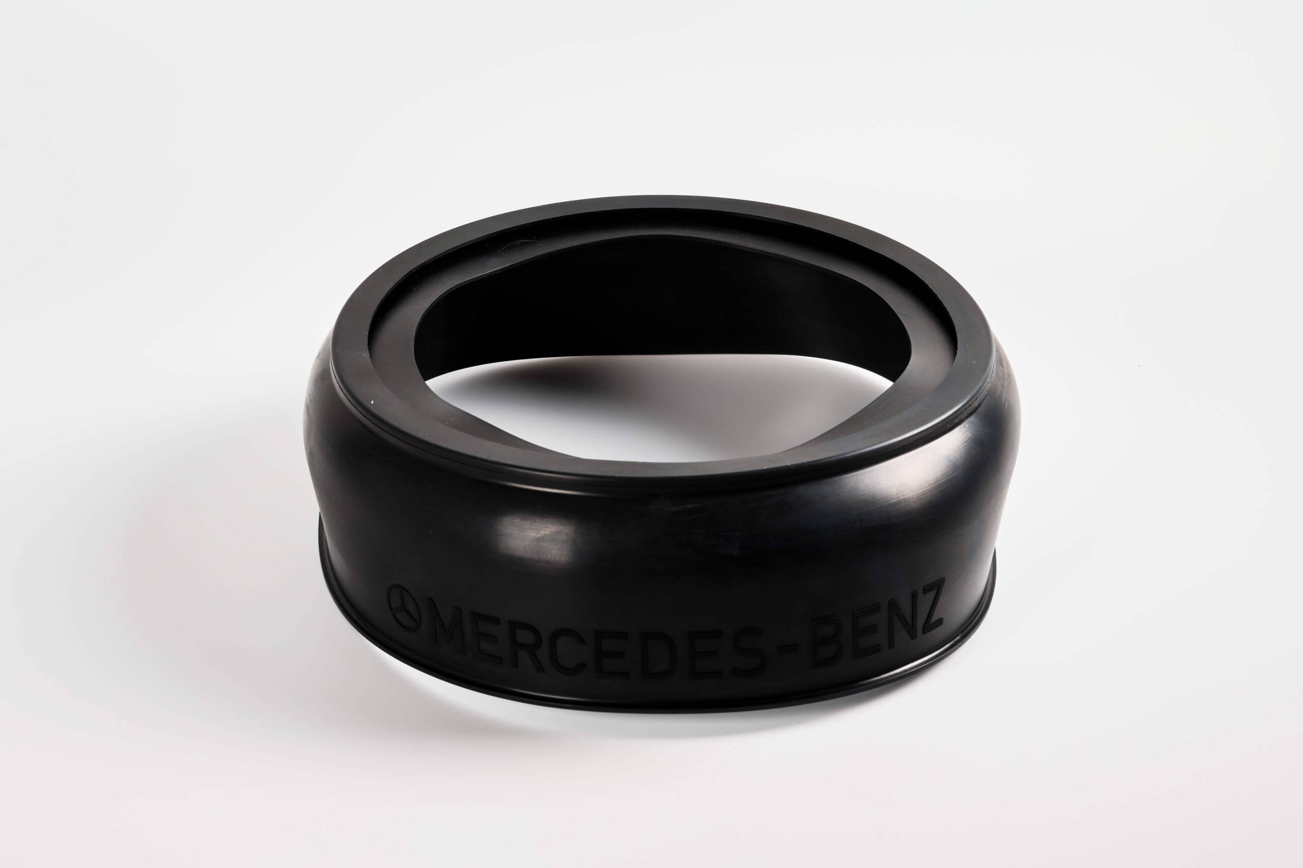 Injection molding rubber – Trucks / Commerical Vehicles